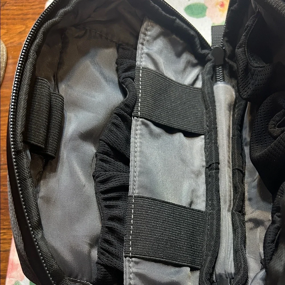 Snap compact durable