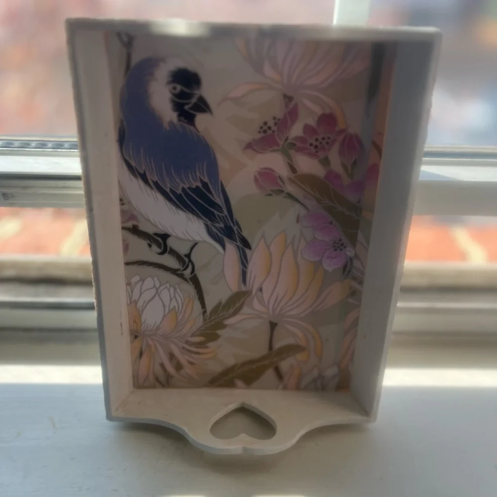 N/A vanity tray
