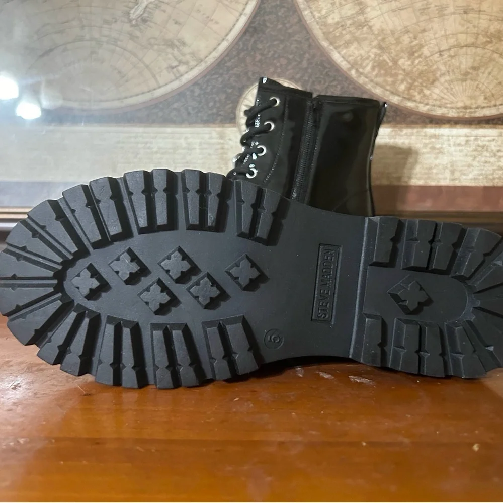 Steve Madden steve madden