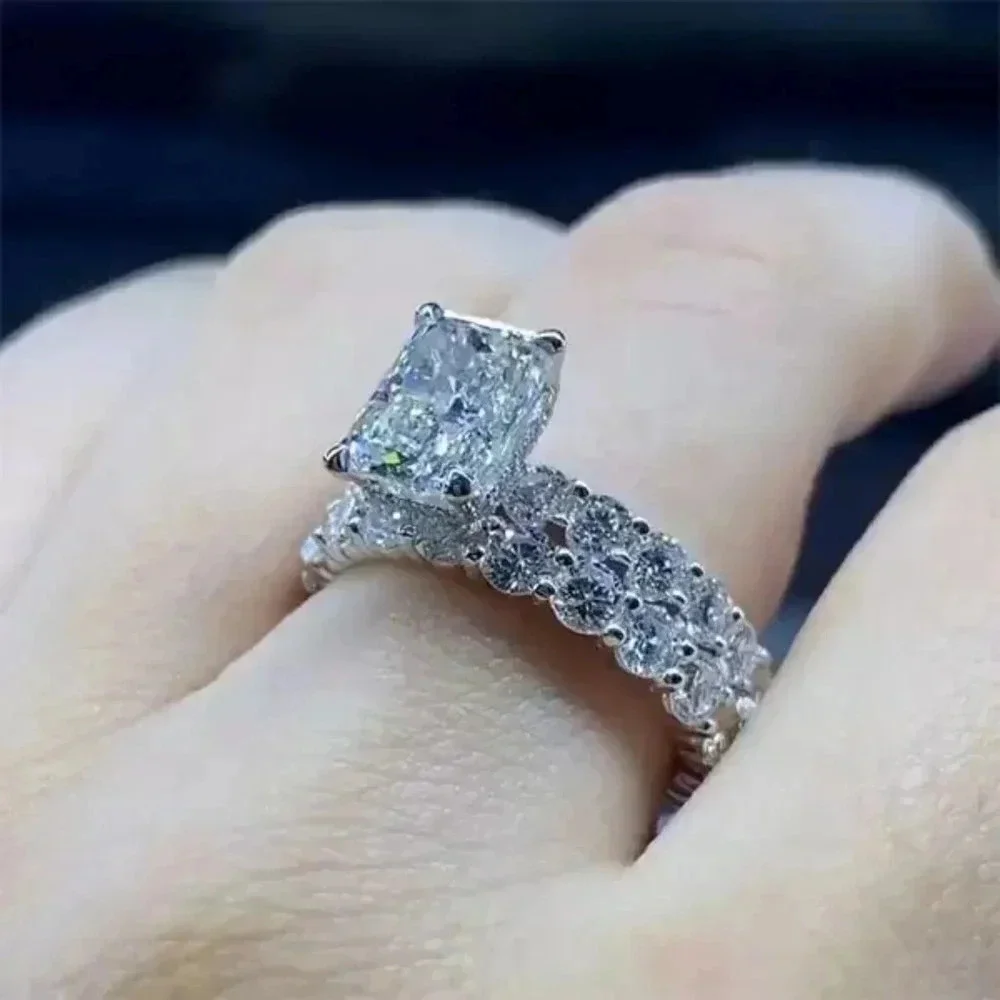 💝 Shiny Radiant Cut Zircon Silver Plated Beautiful Wedding Ring Set,UNVN12011