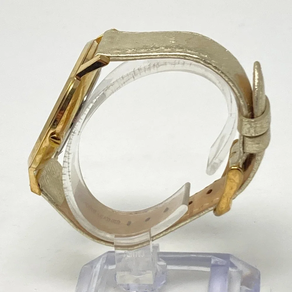 Vince Camuto excellent used