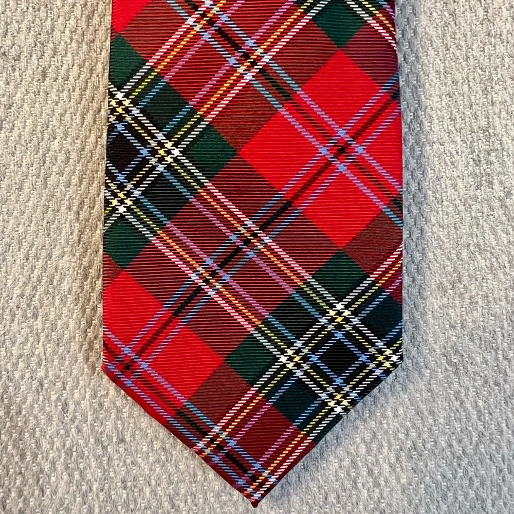 crown & ivy stylish plaid