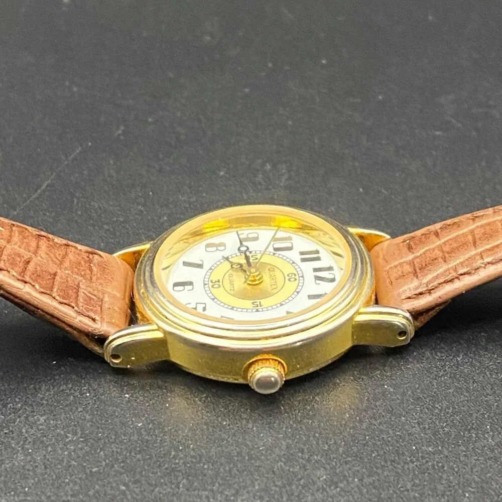Quartex gold tone