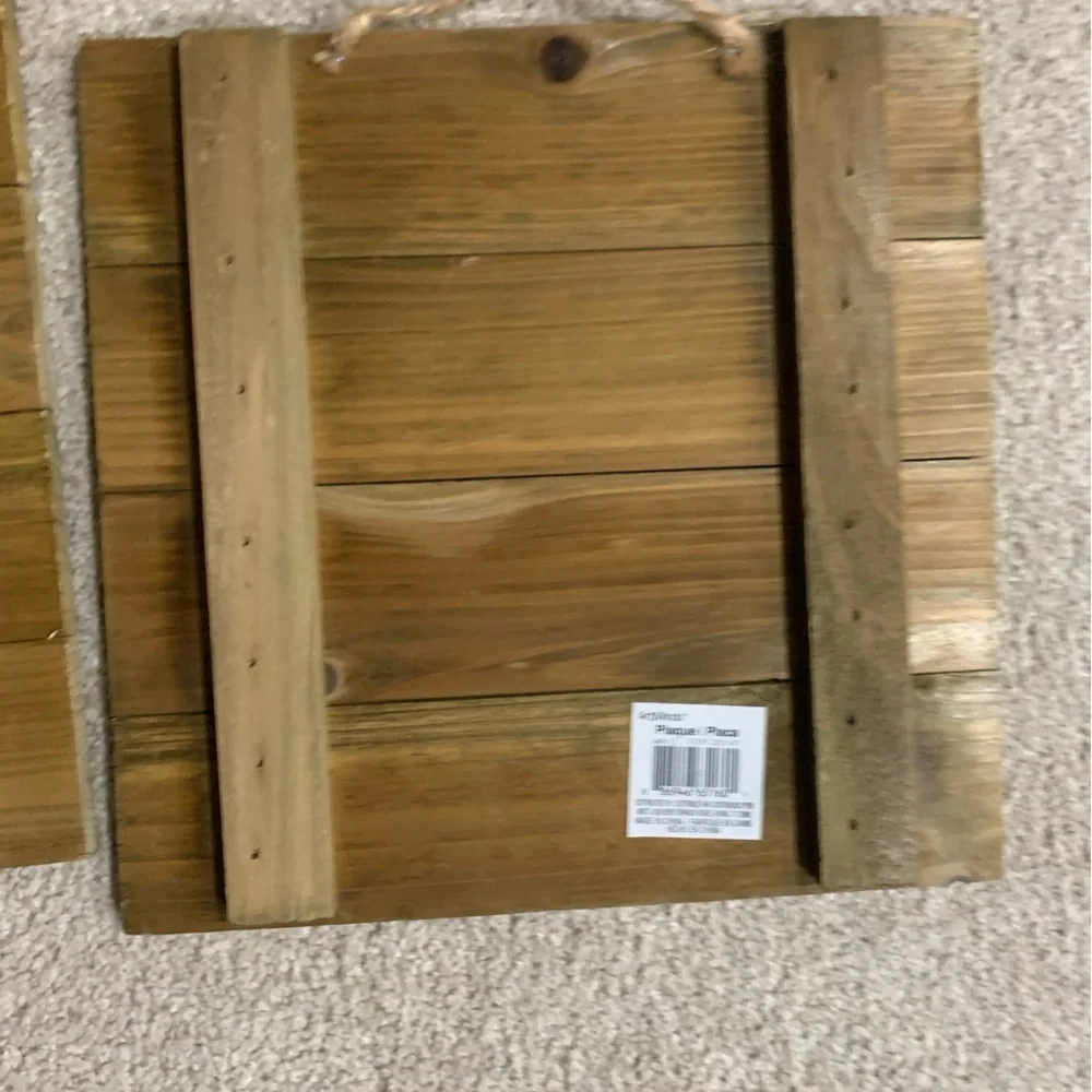 10”x10” Wooden Craft Plaques. Perfect for crafts/decor/parties etc.