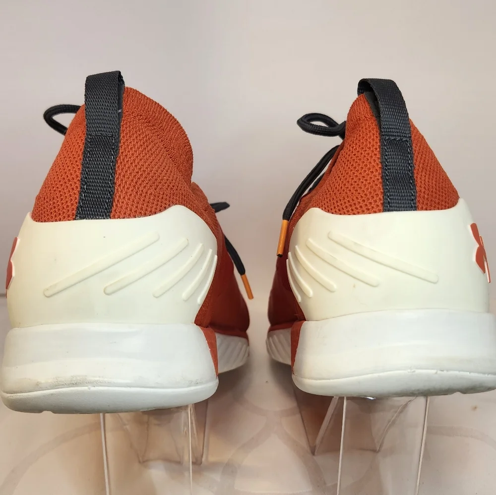 Under Armour pre owned