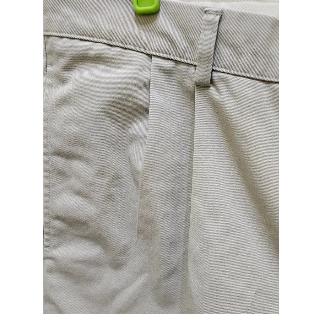L.L. Bean classic pleated
