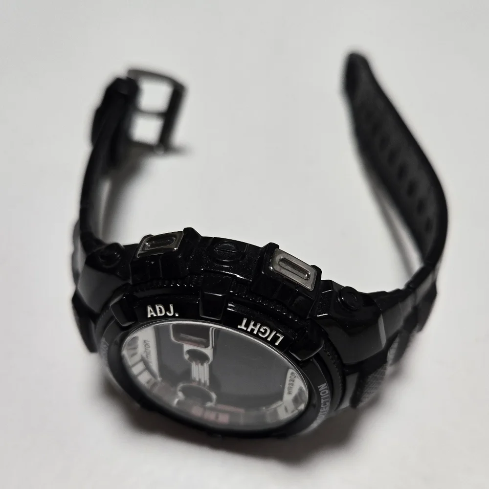 Armitron black shock