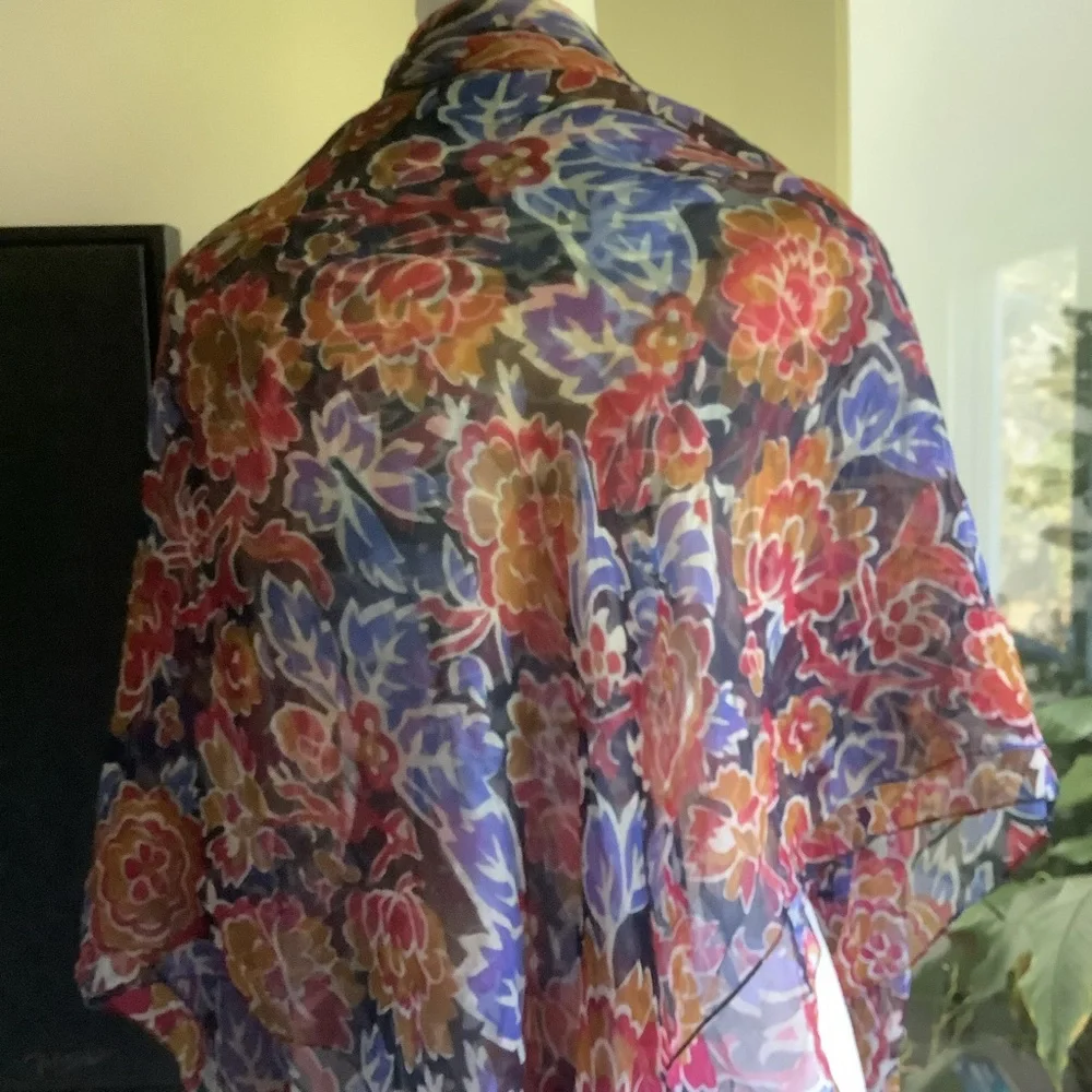 Lucky Brand vibrant floral