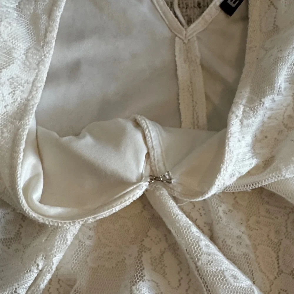 Express floral long lace