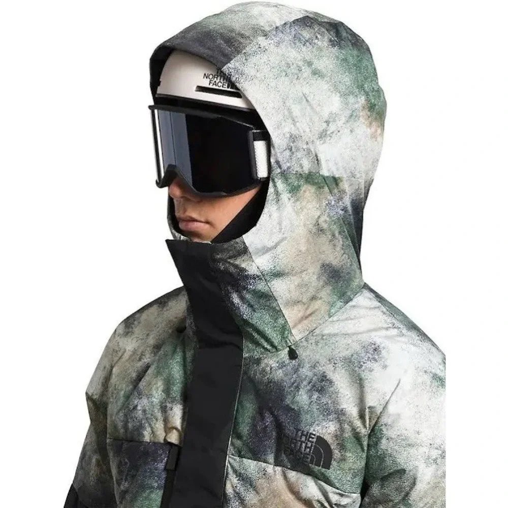 The North Face updated fully