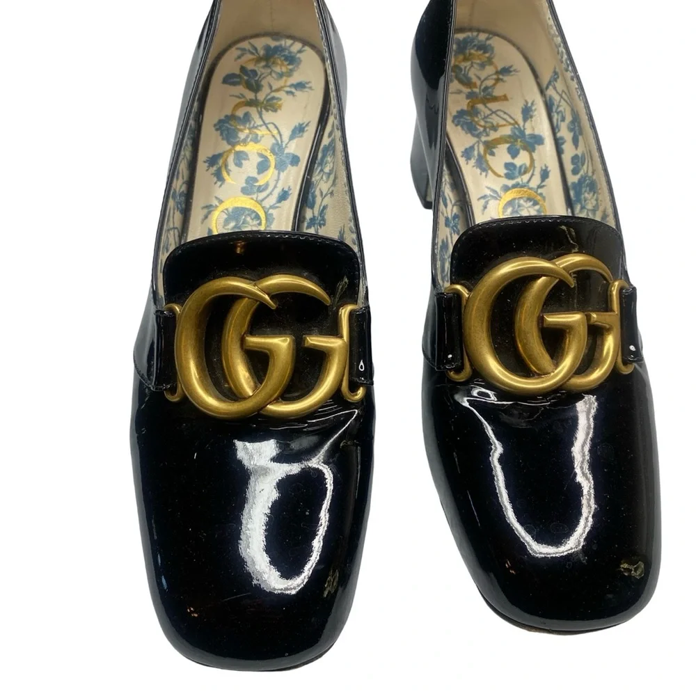 Gucci step out