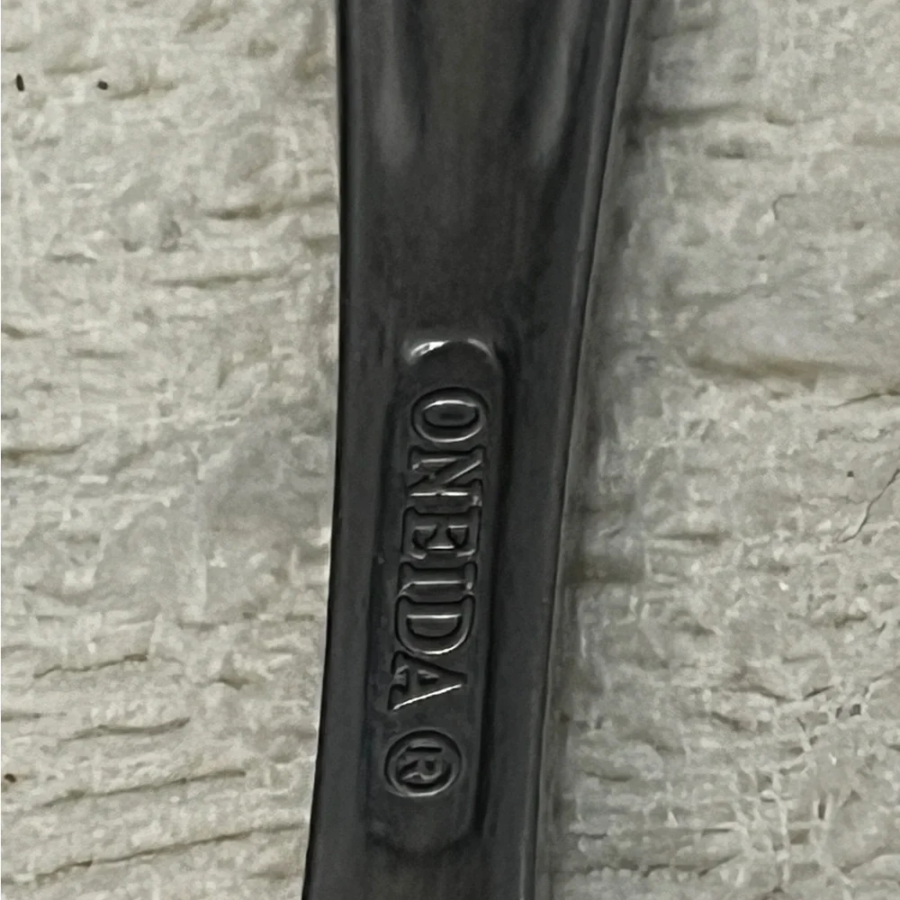 Oneida boutonnière Elegant Stainless Steel Salad Fork Set of 6