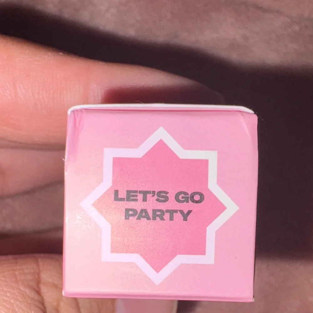 Youth Foria colored blush