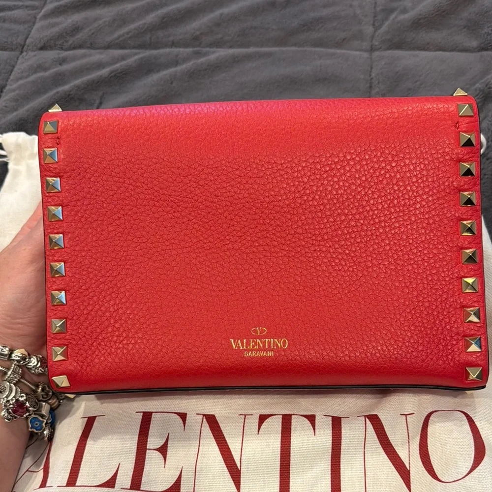Valentino Garavani Rockstud Grainy Calfskin Crossbody Bag *BRAND NEW*