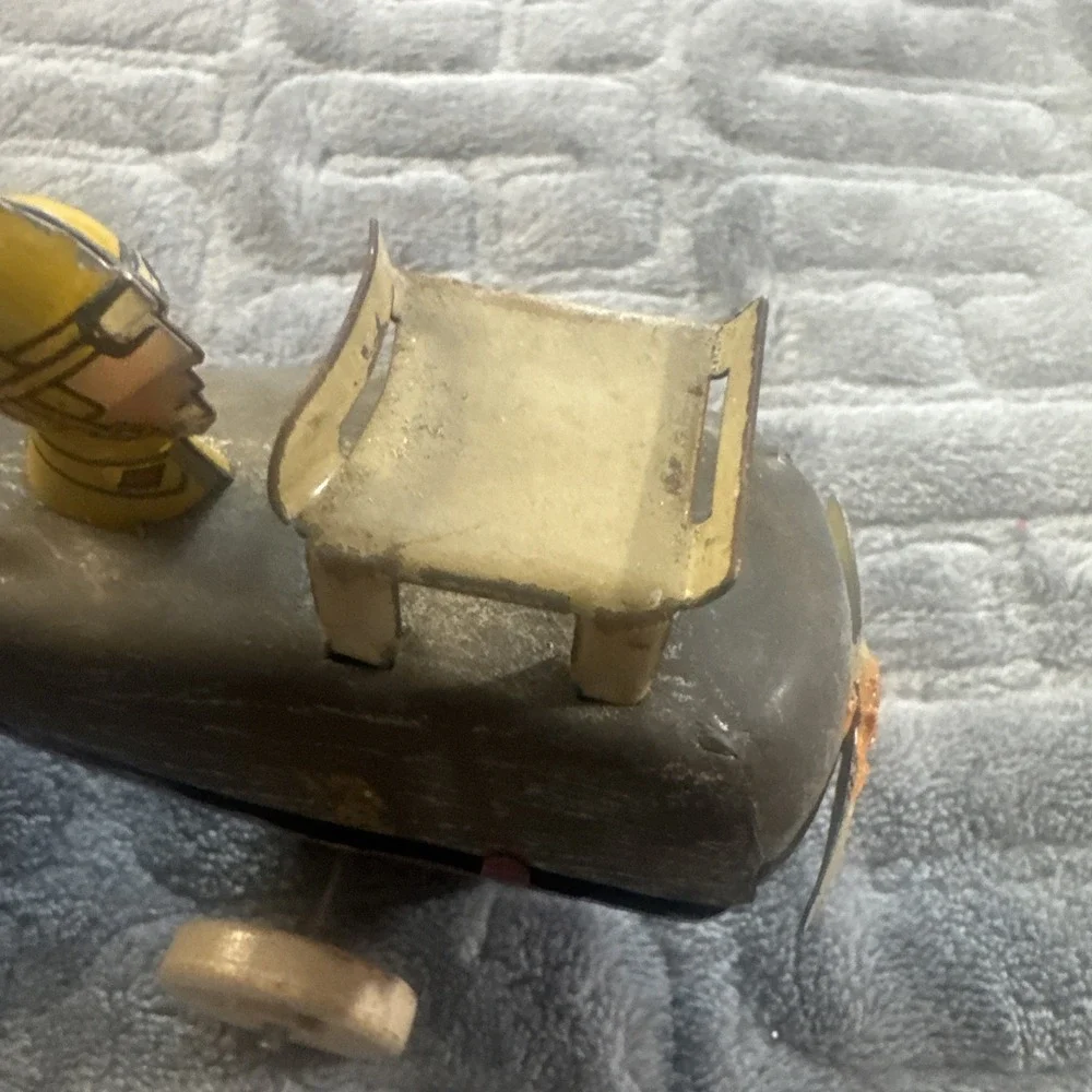 C.C vintage loop