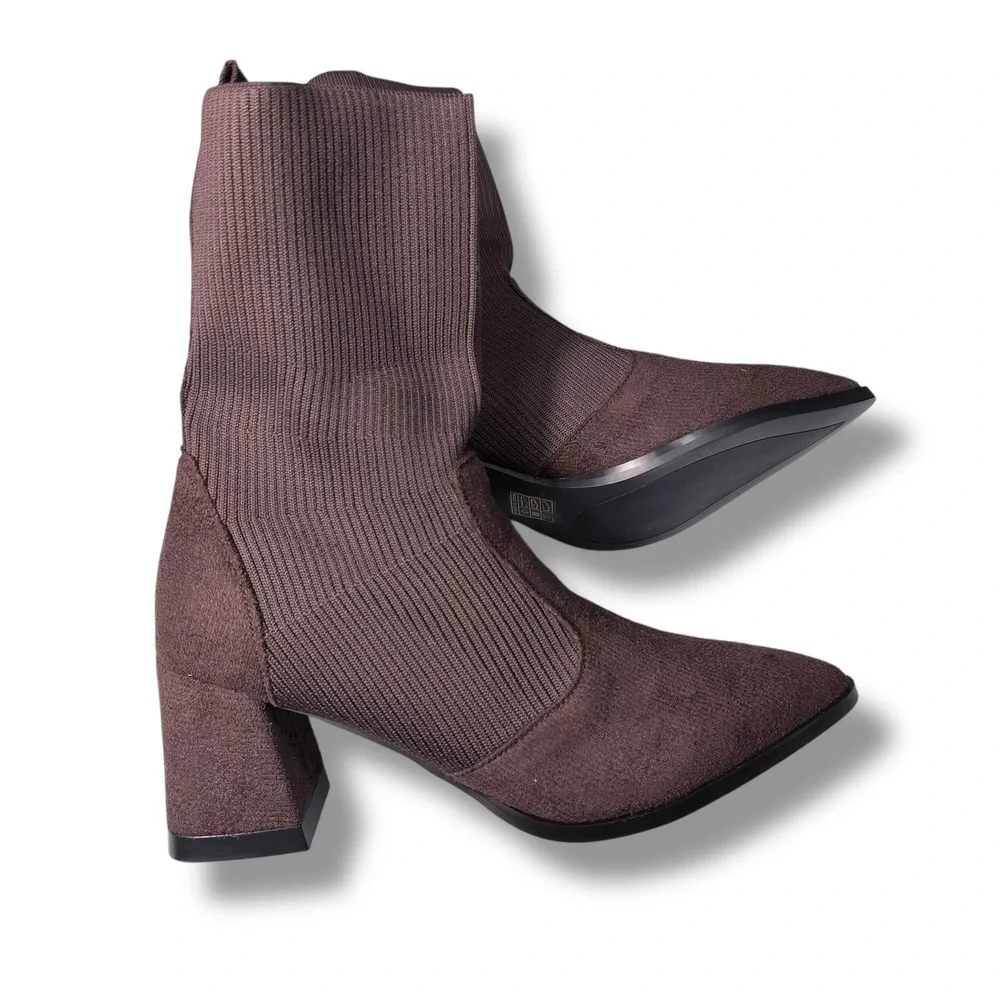 Choc. Brown Pull On Sock Boots Pointed Toe Block Heel Size 10 41 Boutique