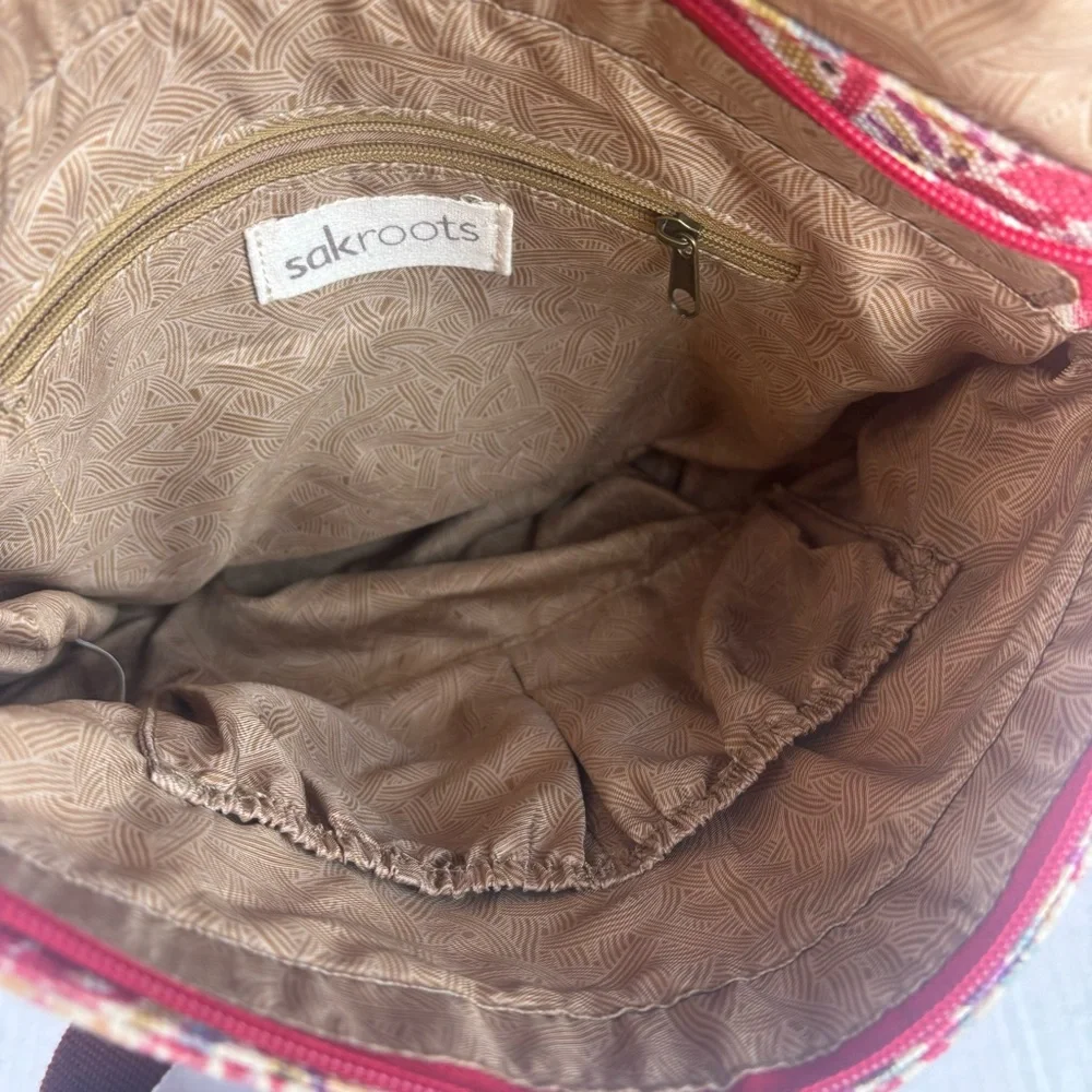 Sakroots vibrant crossbody