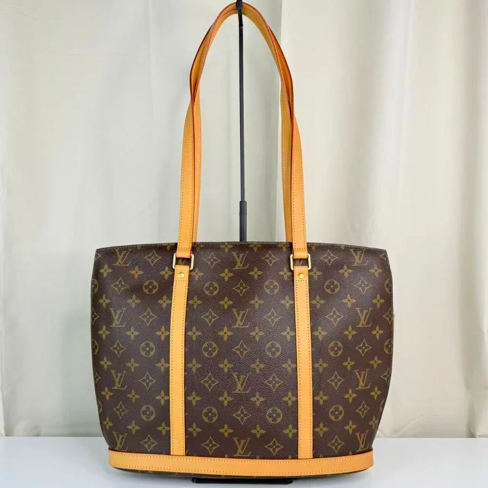 Louis Vuitton photos details