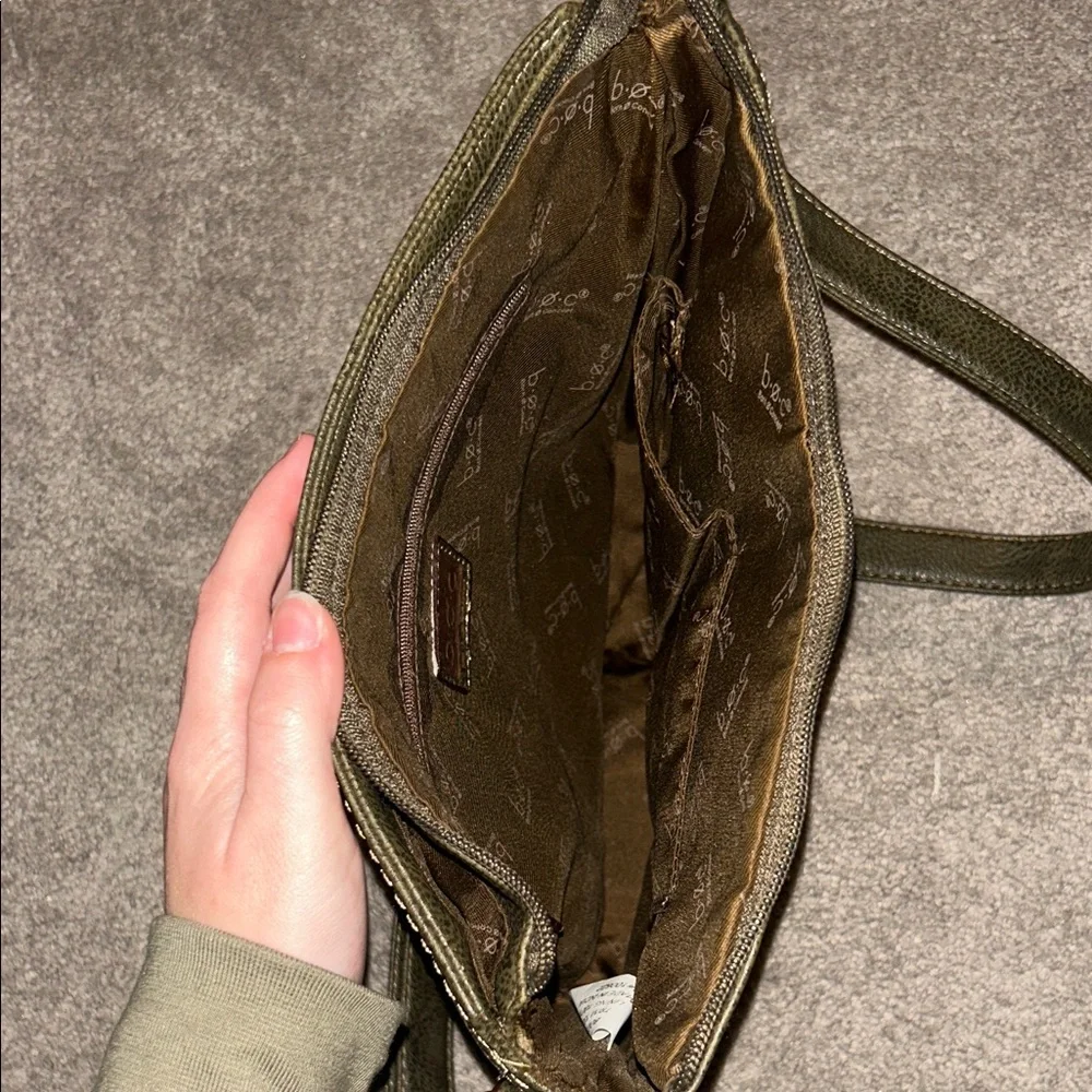 b.o.c. chic messenger
