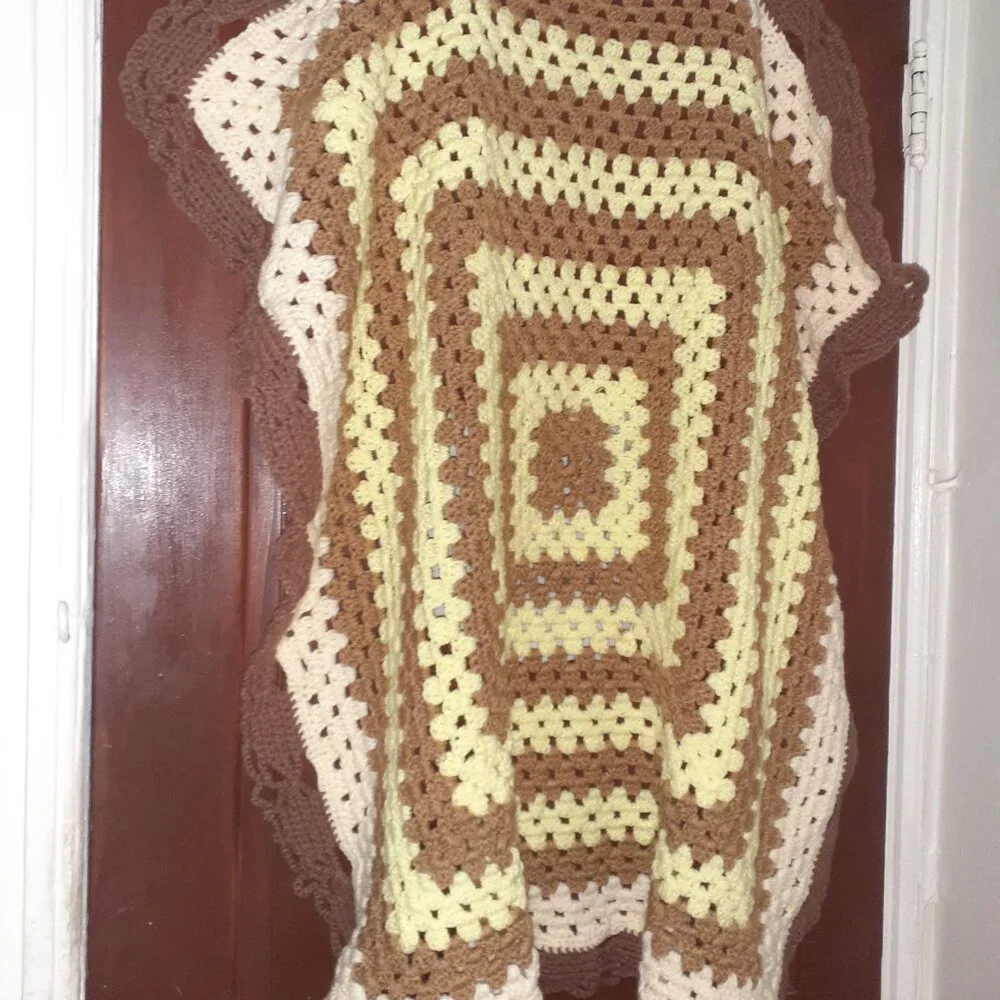N/A crochet hand