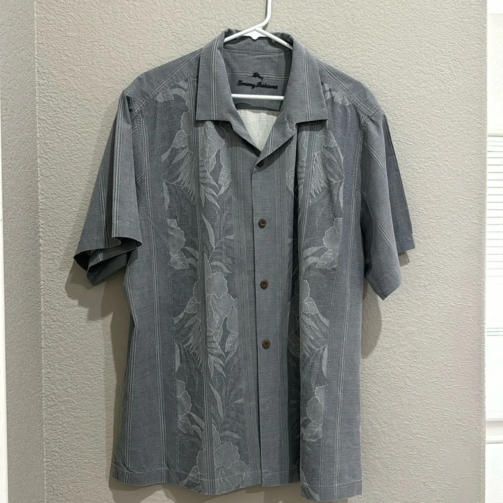 NWOT Tommy Bahama | Silk Button Down