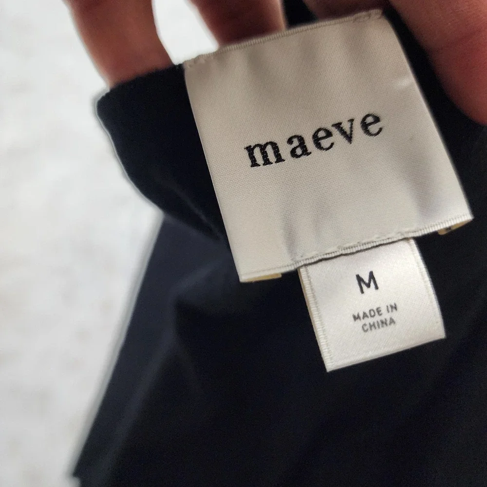 Maeve side no