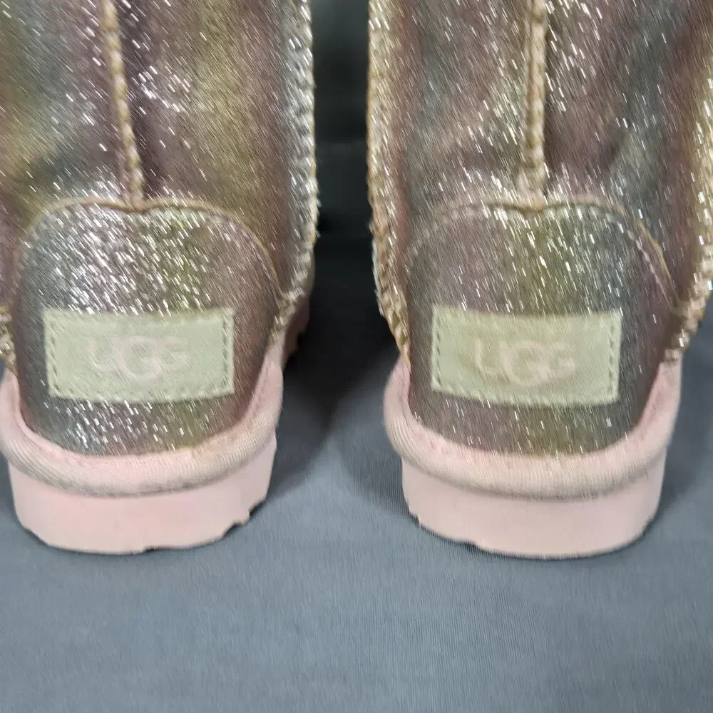 UGG brand style