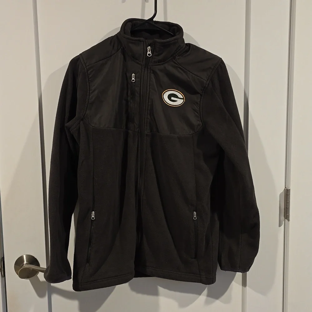 Green Bay Packer Zip Up Fleece|Youth size 14/16​