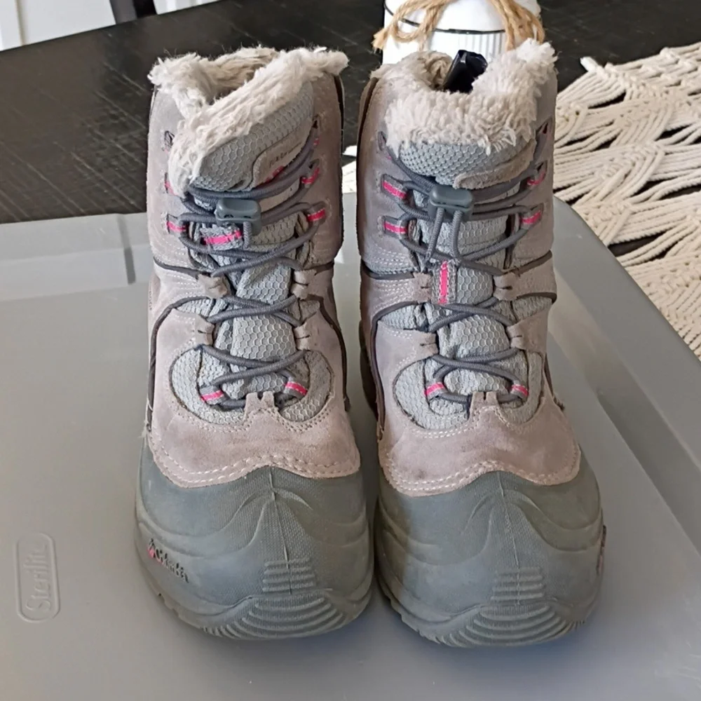 Columbia warm boots