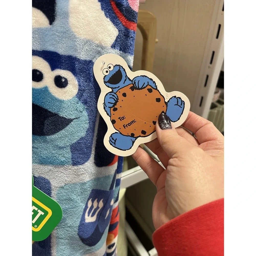 Sesame Street decorative sure polyester
