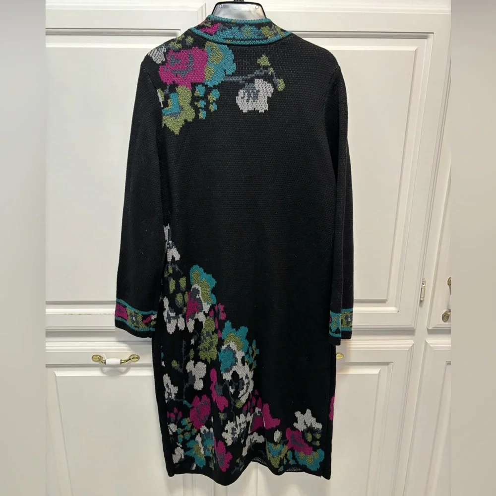 J. Jill Luxurious Black Multi Floral Jacquard Topper Size Medium