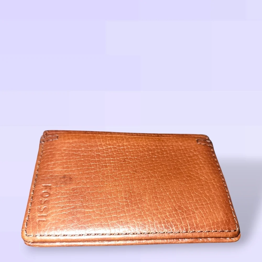 Fossil used discover