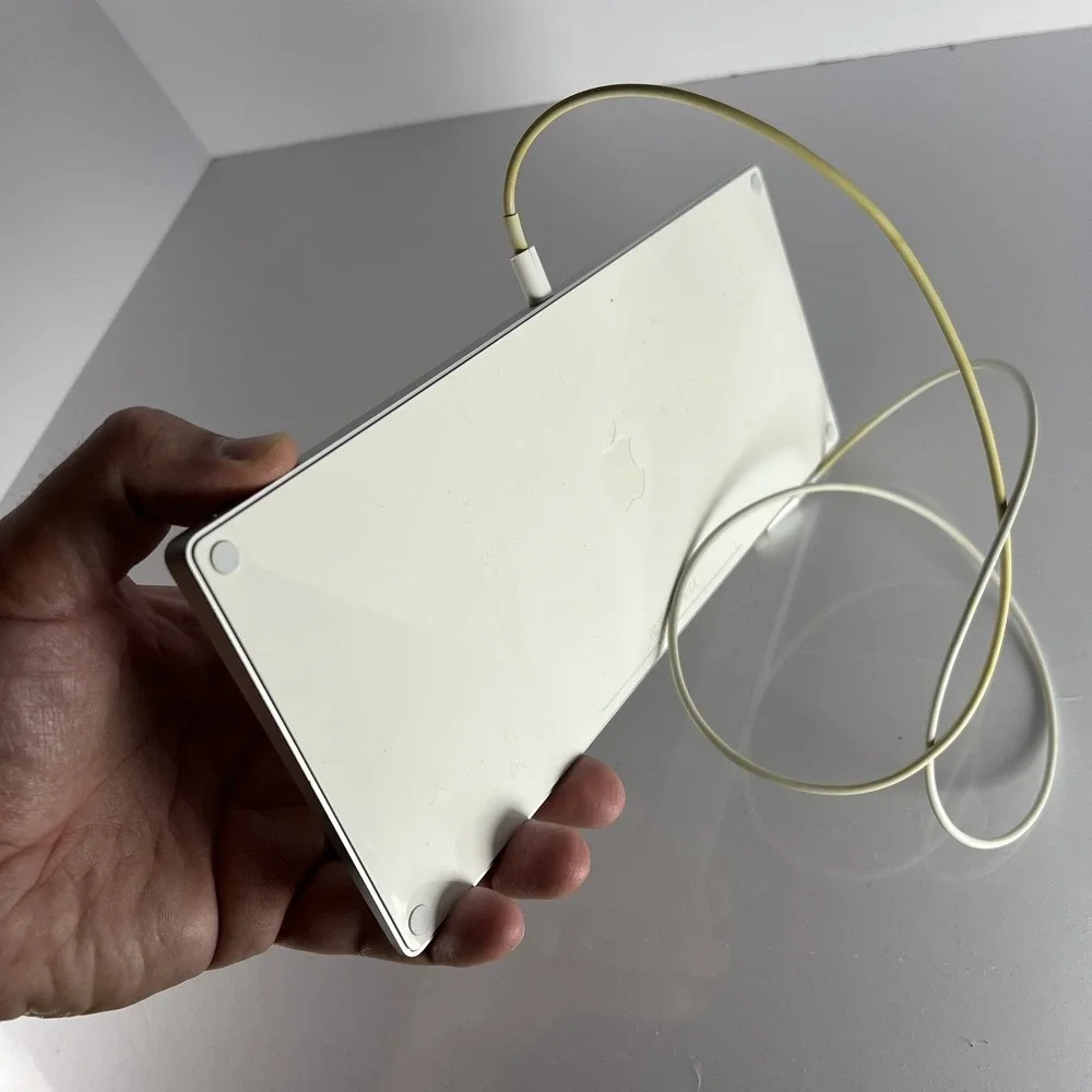 Apple wireless magic
