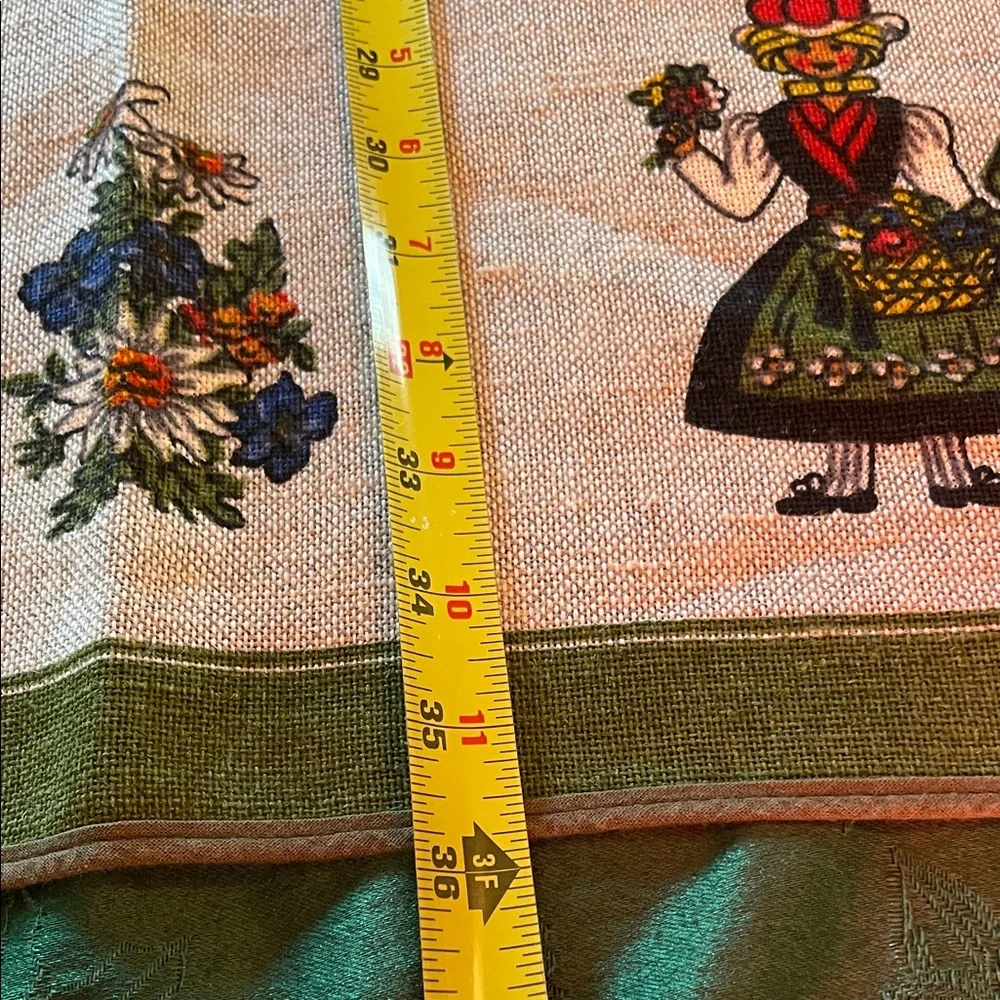 nagel charming tablecloth