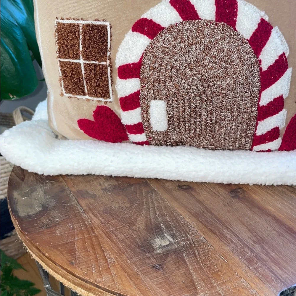 Tommy Bahama charming holiday