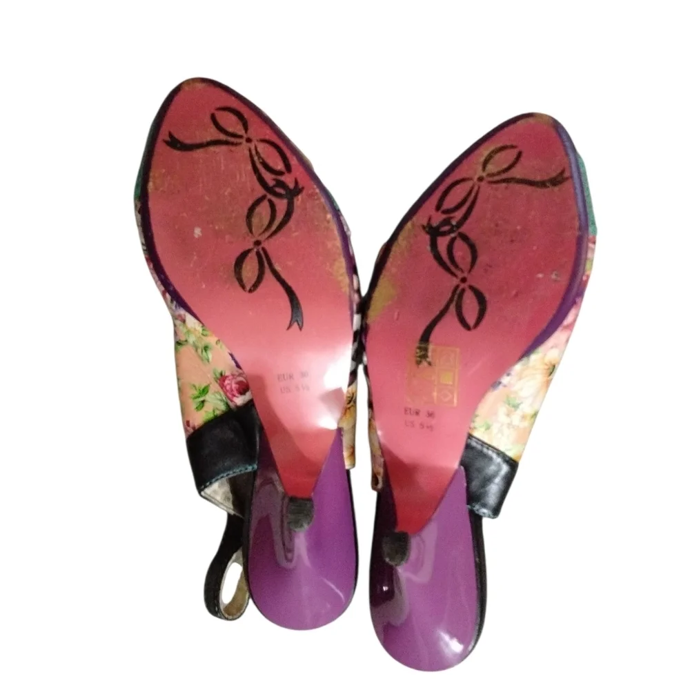 Poetic License heel genuine