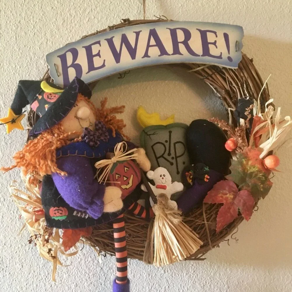 ⭐️Host Pick⭐️ Halloween Witch Wreath Broom Pumpkin R.I.P. Tombstone Ghost Beware