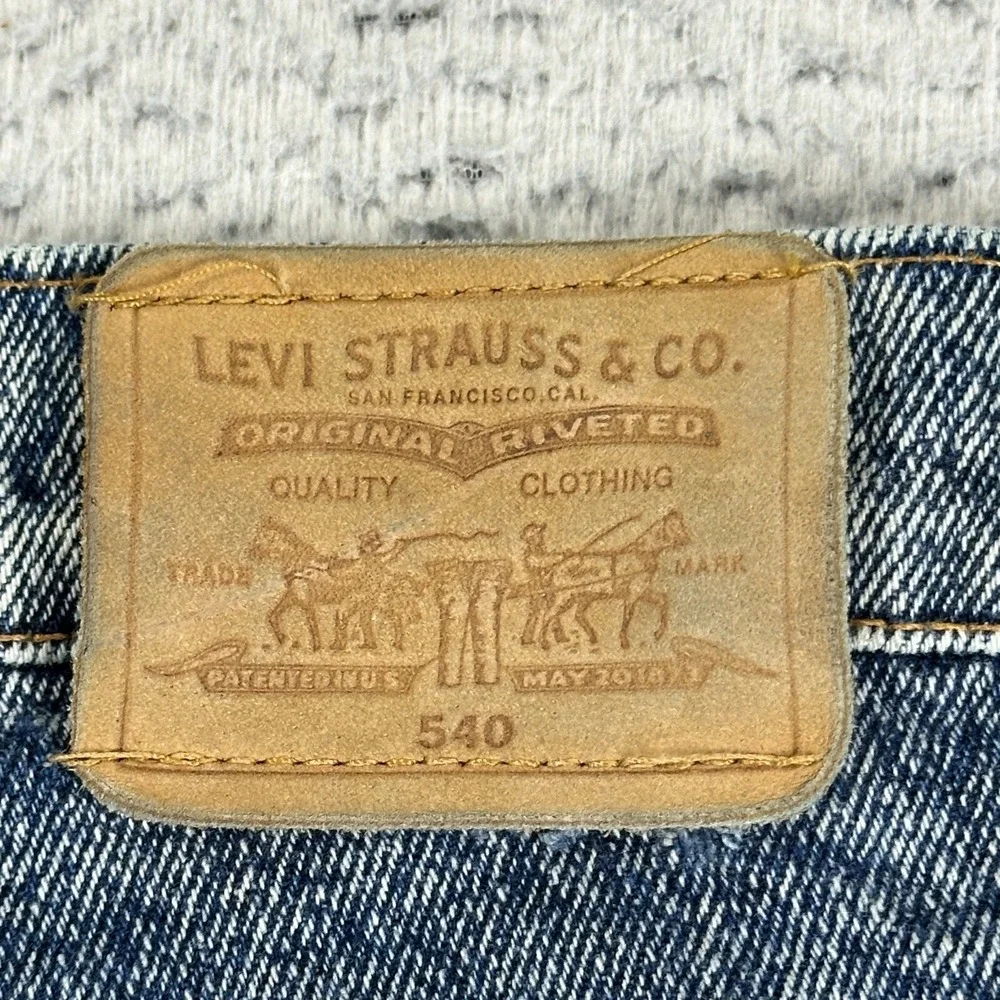 Levis pre owned