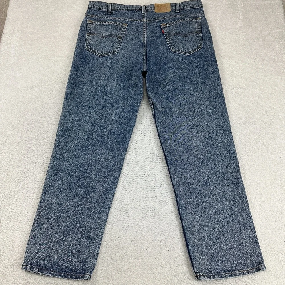 Levis pre owned