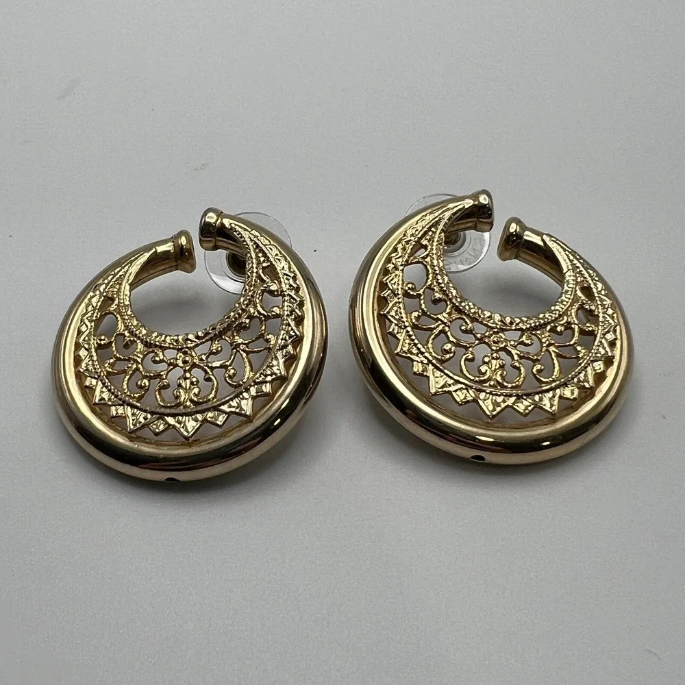 N/A vintage pierced