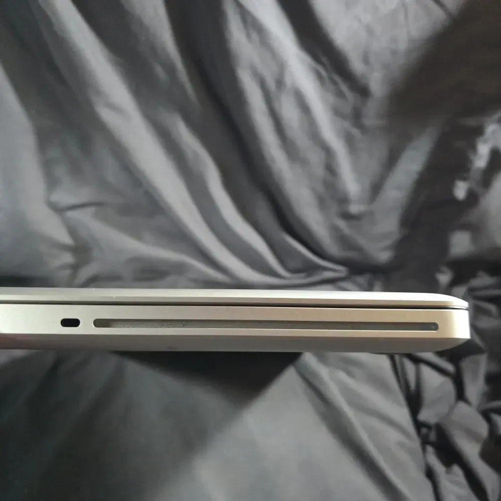 Apple macbook pro