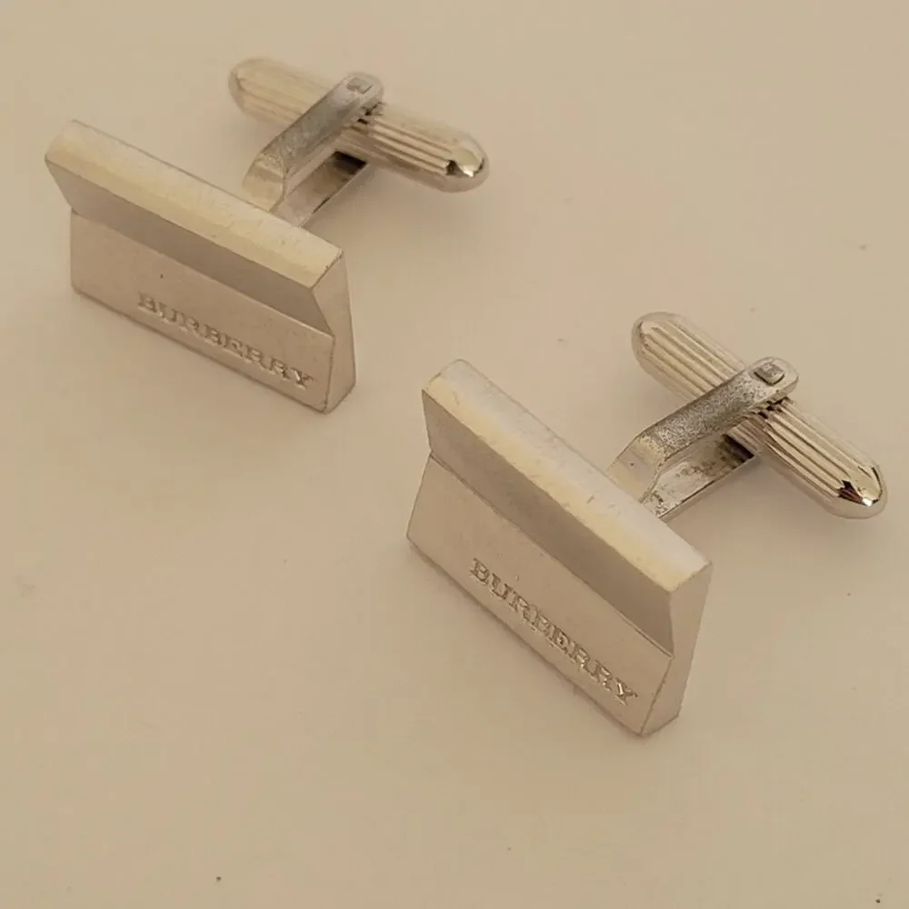 Burberry cufflinks set