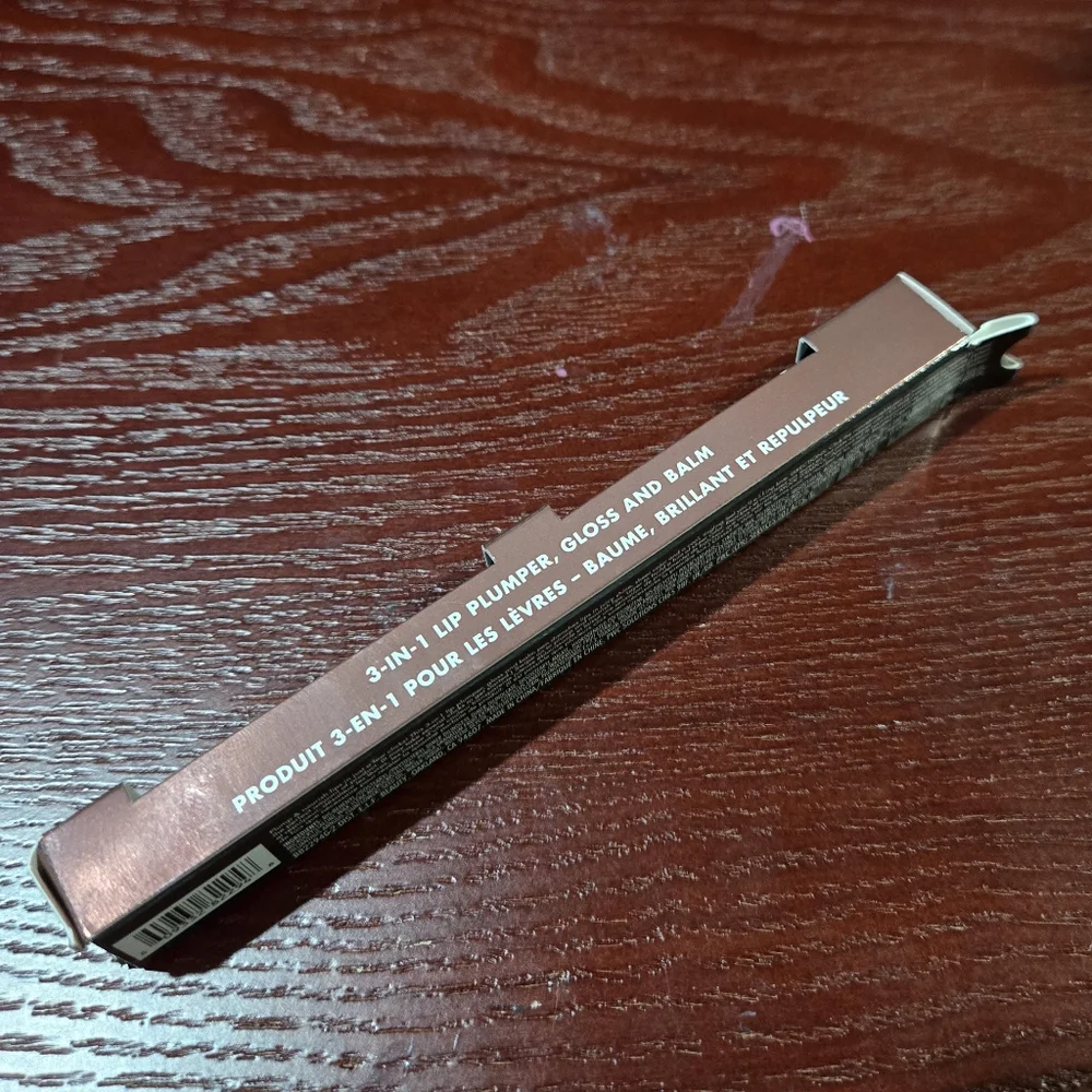 ELF lip plumper