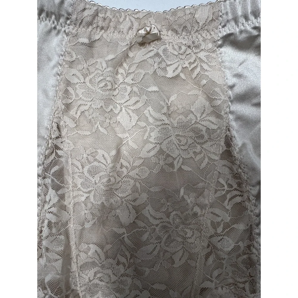 Rhonda Shear Panties Pin-Up Retro Ivory  Lace High Waist Size Small NWOT