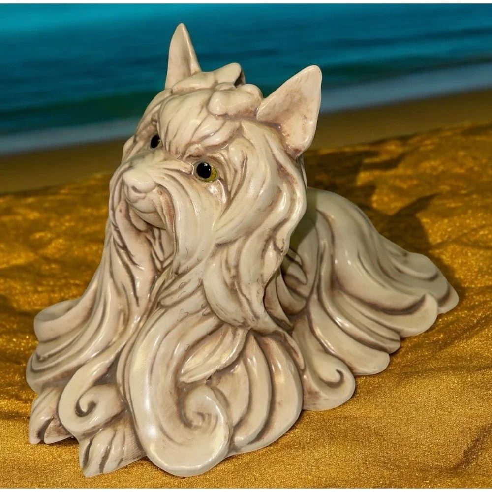 KAY FINCH CALIFORNIA POTTERY‎ Yorkie DOG FIGURINE Sitting POSE Yorkshire Terrier
