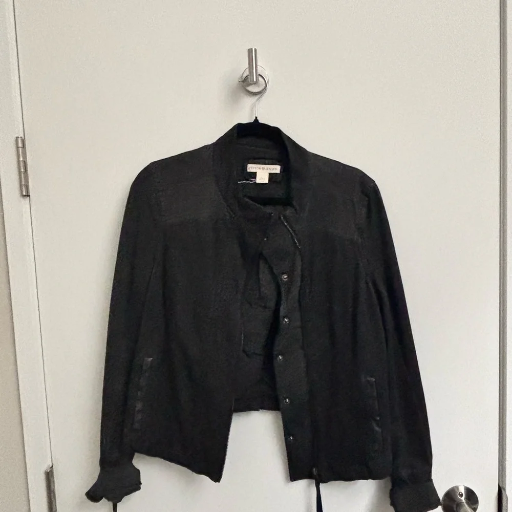 PEYTON VALLEY elegant black