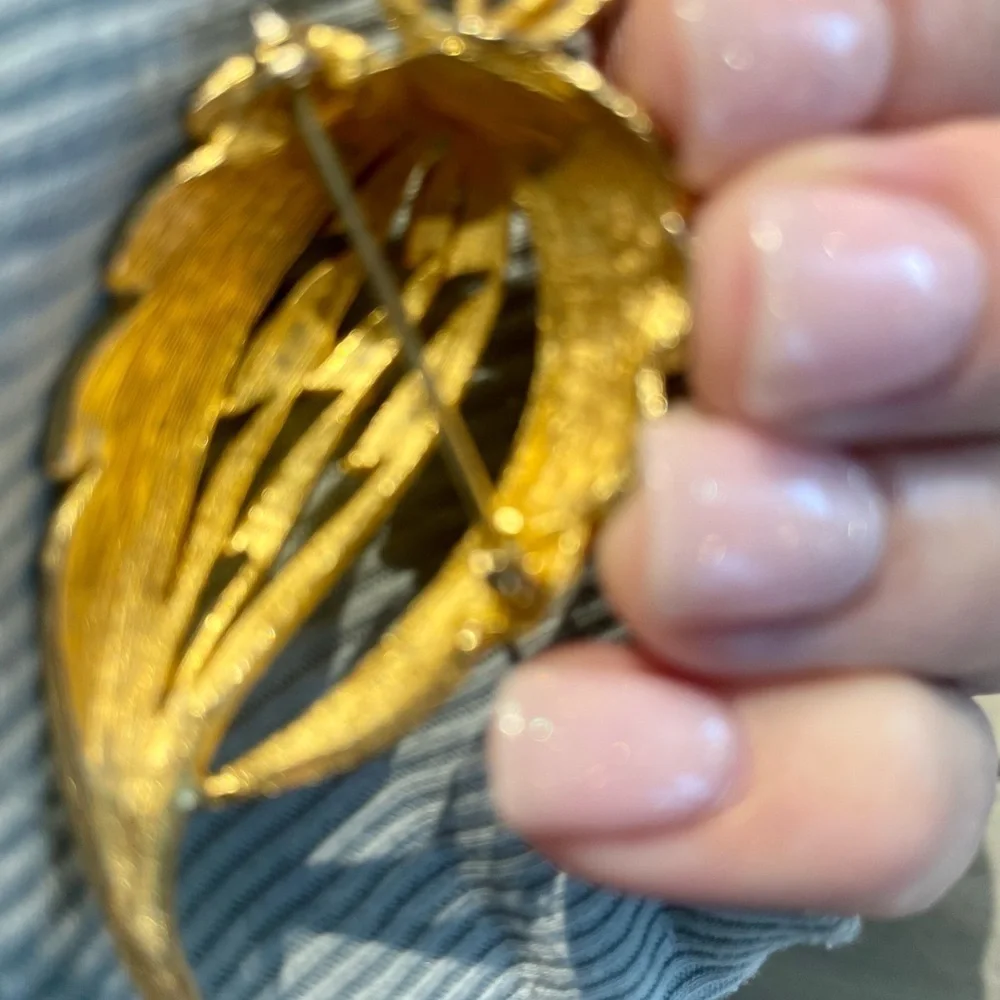 N/A vintage gold