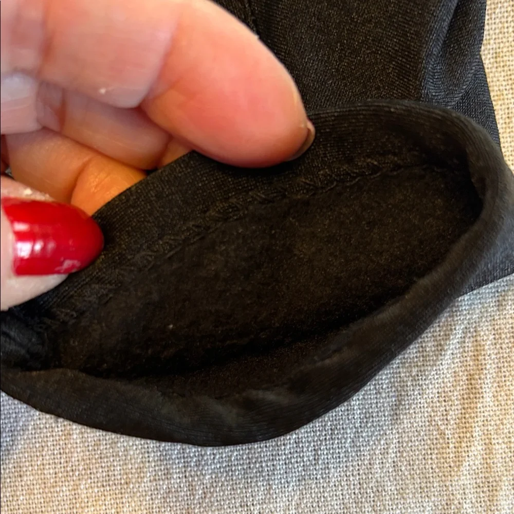 Berkshire Dressy Black Women's Gloves; Perfect Condition;Made of Nylon Spandex.