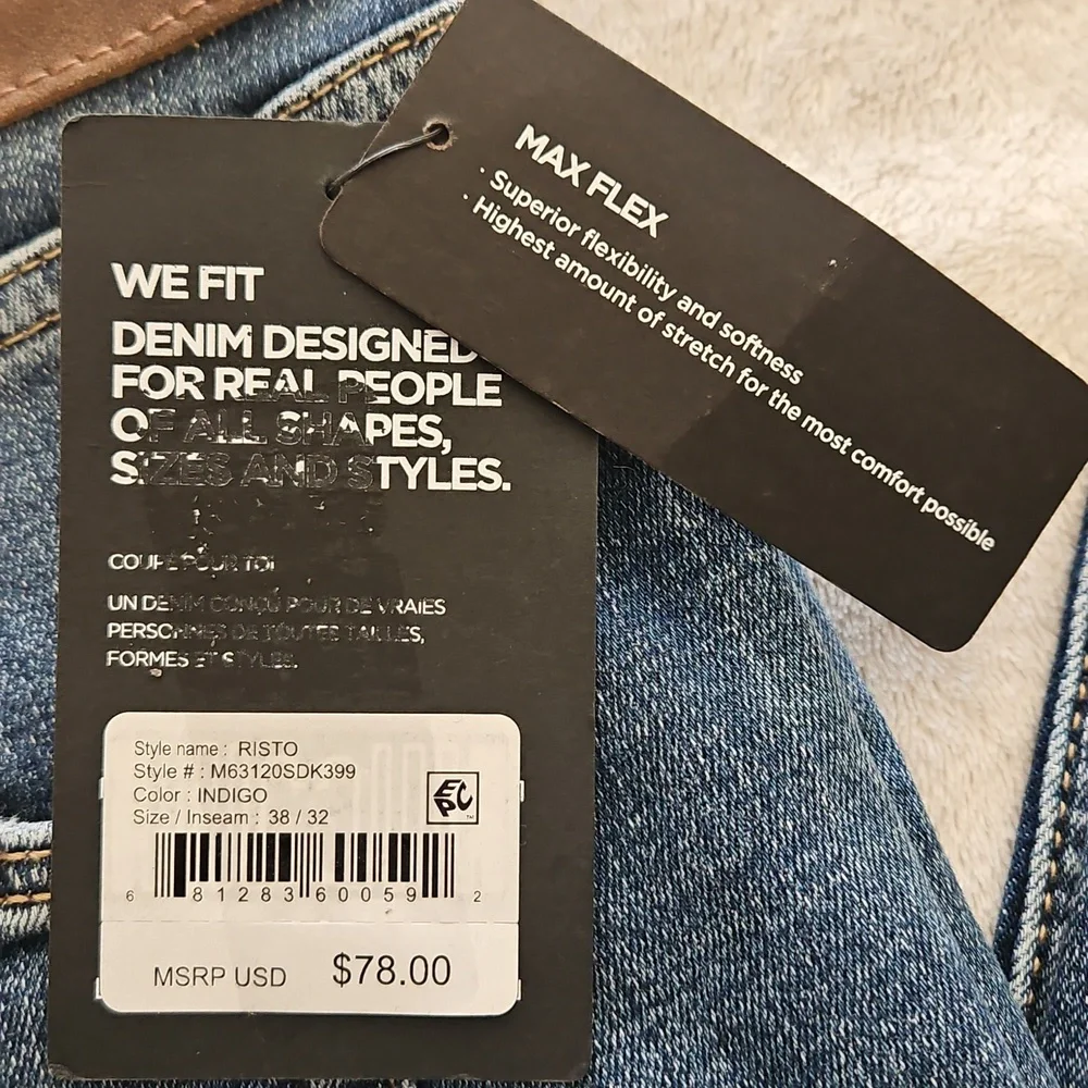 Silver Jeans nwt silver