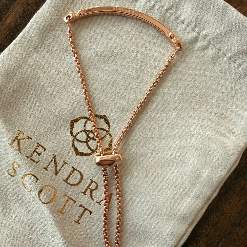 Kendra Scott stylish bracelet